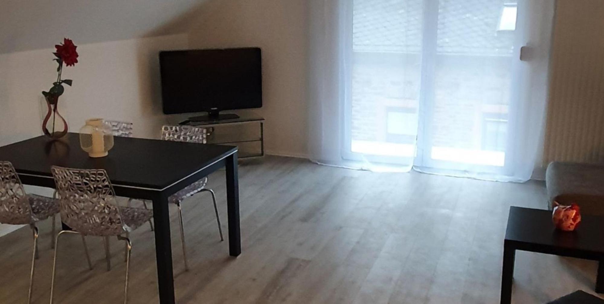 Ferienwohnung An Der Mosel, Romeo 森海姆 外观 照片